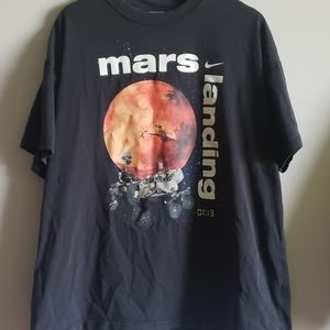 Nike MARS Landing tee